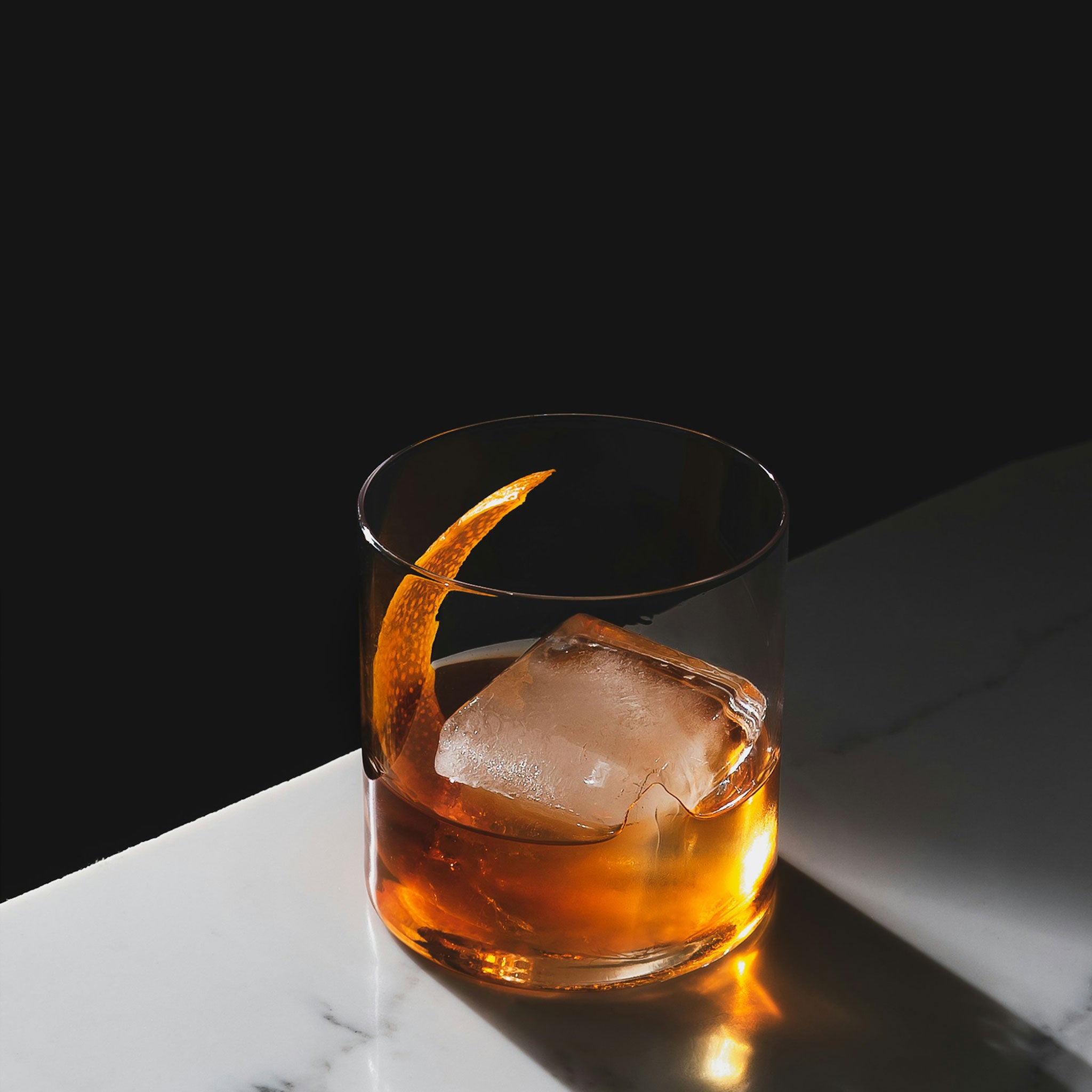 Woodford Reserve Kentucky Straight Bourbon Whiskey 375ml + Old Fashioned Cocktail Syrup 60ml