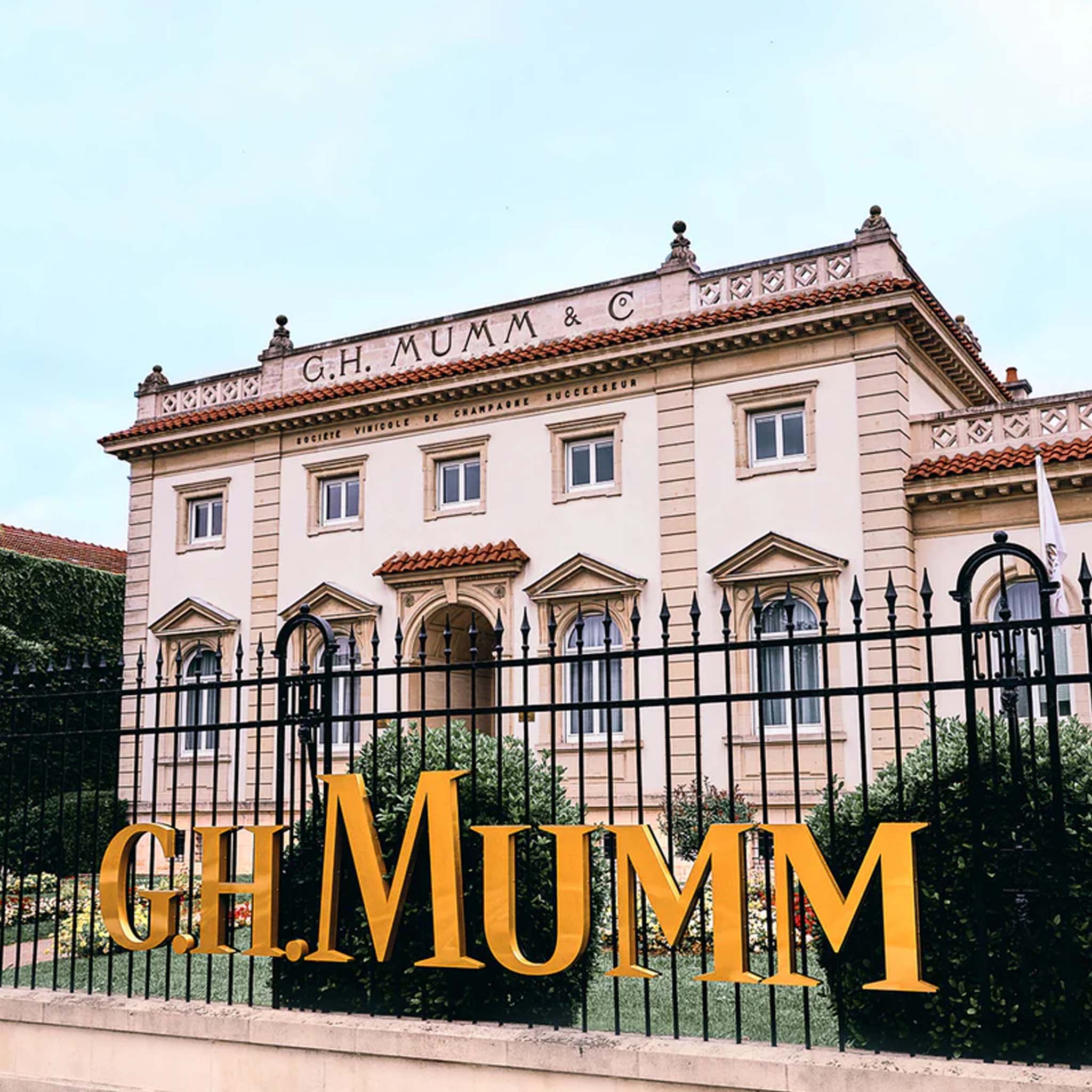 G.H. Mumm