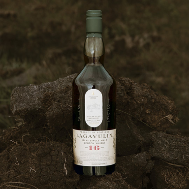 Lagavulin 16 Year Old Islay Single Malt Scotch Whisky 700ml - Kent Street Cellars