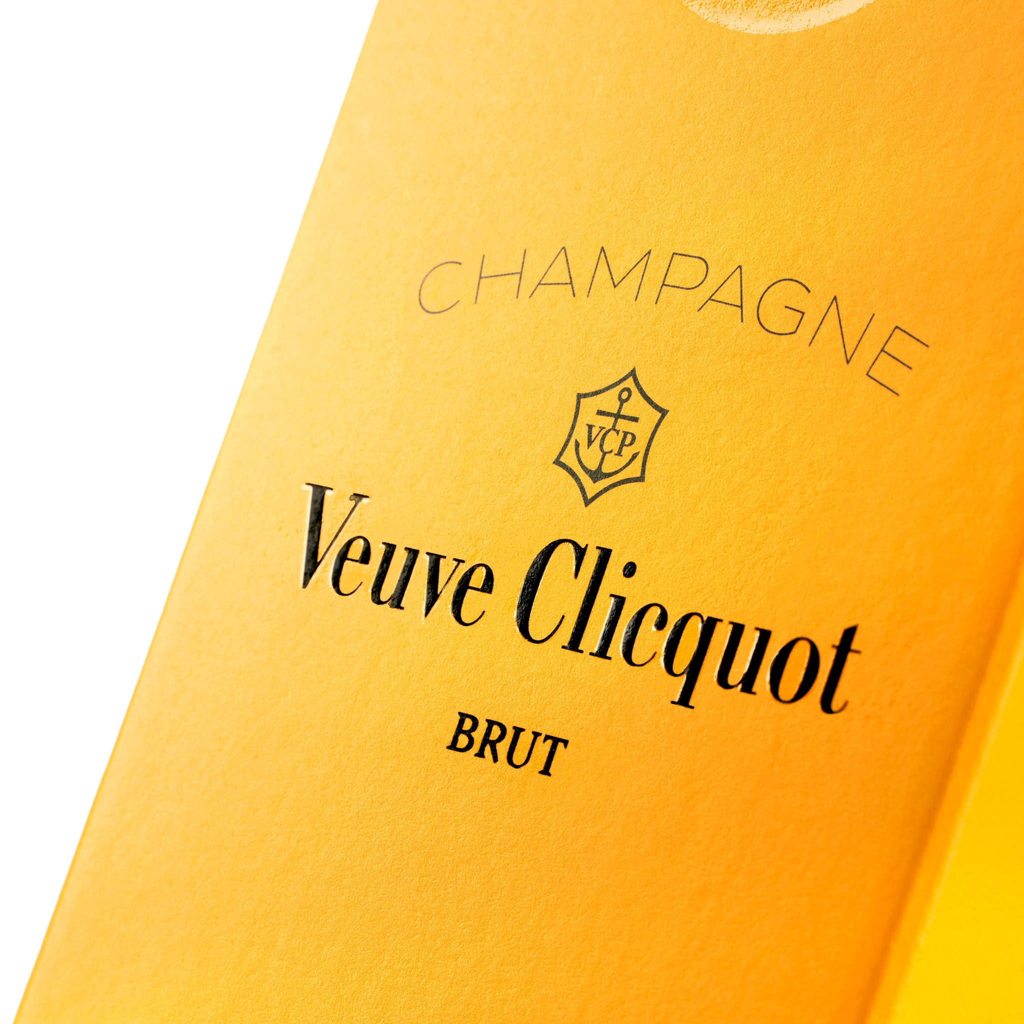 Veuve Clicquot Brut Yellow Label Champagne NV (Eco Gift Box)