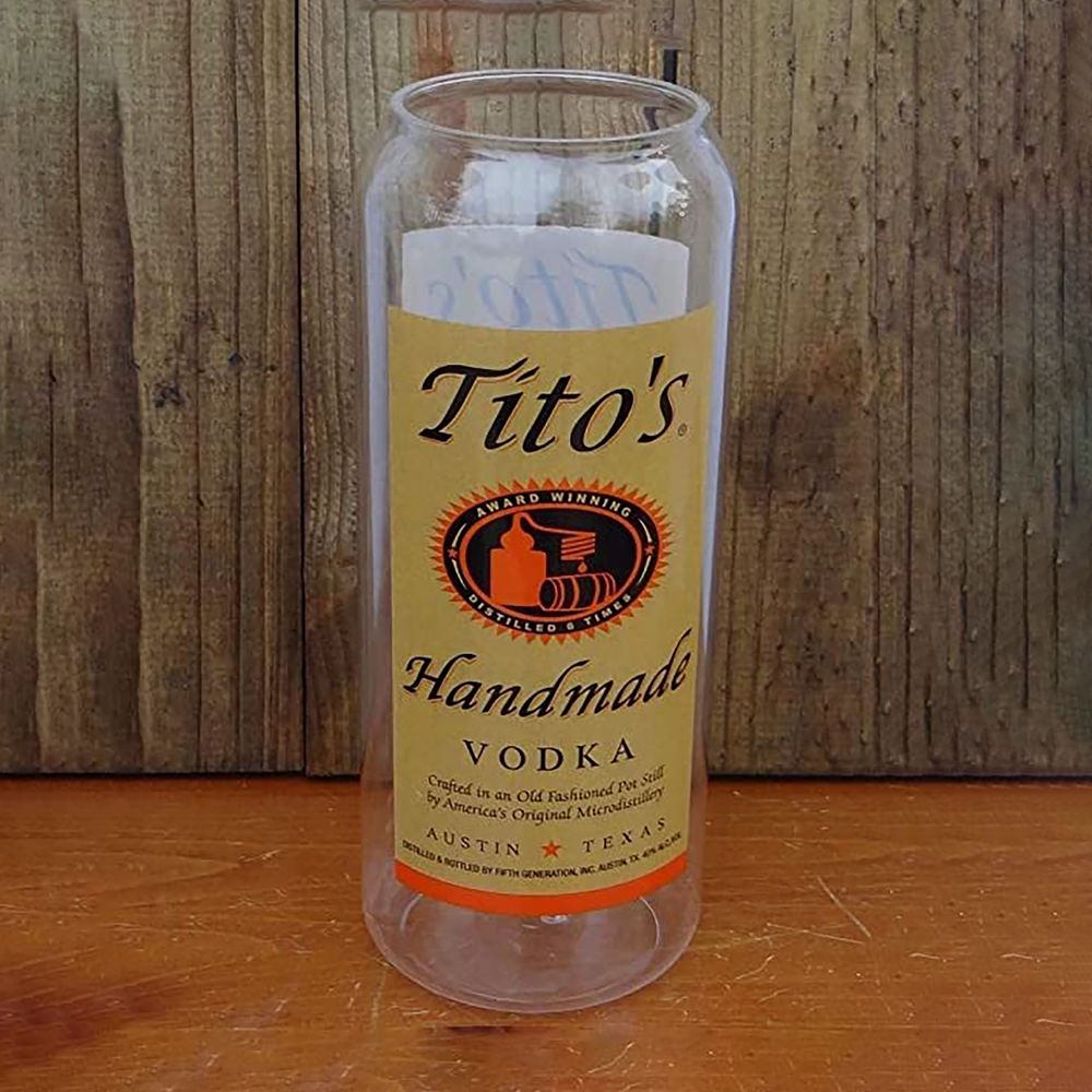 Tito's Handmade Vodka 1L + Titos Cup